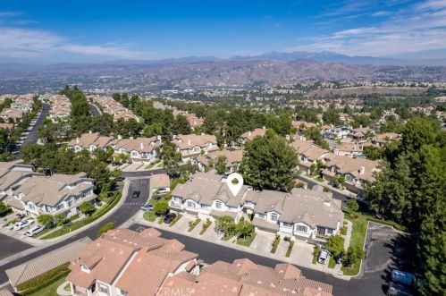 8035 Treeview Ct, Anaheim CA 92808-1553 exterior