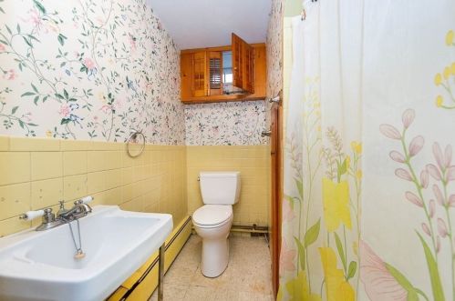 12 Washington St, Gloucester MA 01930-2628 exterior