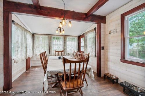 603 Veterans Hwy, Jackson Twp NJ  08527-3730 exterior