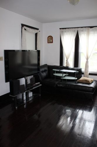 402 Grafton St, Worcester MA 01604-3818 exterior