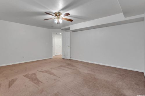 948 White Pne Way, Sandy UT exterior