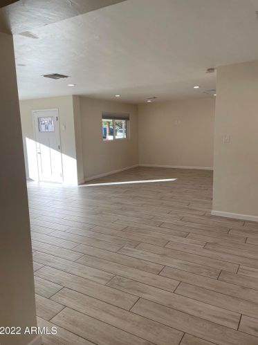 4237 35th St, Phoenix AZ  85018-4705 exterior