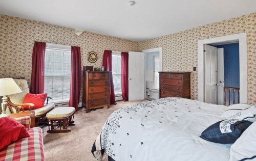 90 Mechanic St, Barre MA exterior