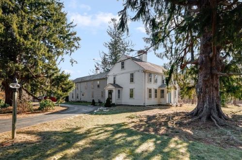 691 River St, Hingham MA 02061-2214 exterior