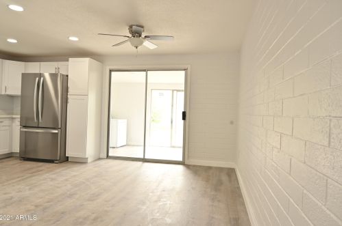 1601 Eugie Ave, Phoenix AZ  85029-1719 exterior