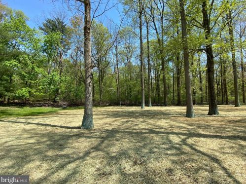 28078 Gaunts Bridge Rd, Columbus NJ  08022-1812 exterior