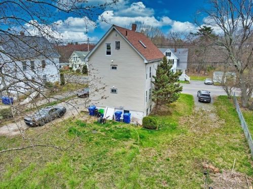 470 Britannia St, Taunton MA  02780-1553 exterior