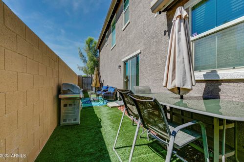 2571 73 Dr, Phoenix AZ 85043-7238 exterior