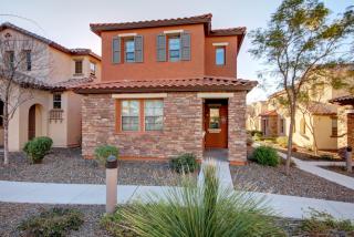 25938 53rd Dr, Phoenix, AZ 85083-6350