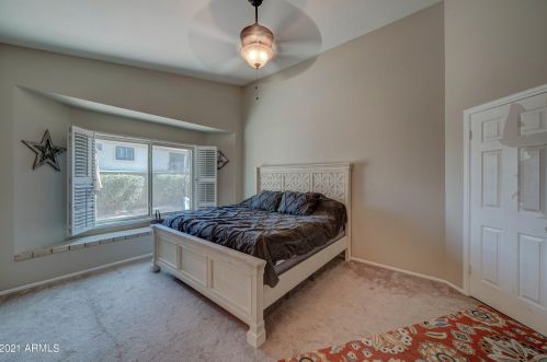 14609 32nd St, Phoenix AZ 85032-2704 exterior