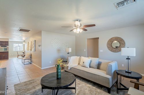 3009 Anderson Dr, Phoenix AZ 85053-1812 exterior