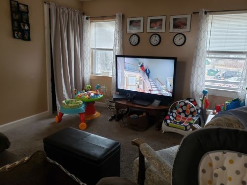 418 Riv St, Winchendon MA 01475-1085 exterior