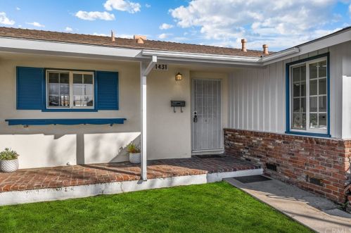 1431 Chalet Ave, Anaheim CA  92802-2146 exterior