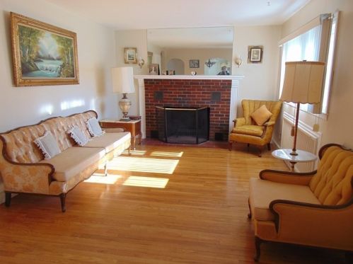 35 Hillsboro St, Quincy MA 02169-8914 exterior