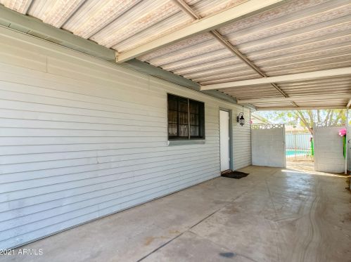 2725 Alice Ave, Phoenix AZ 85021-4112 exterior