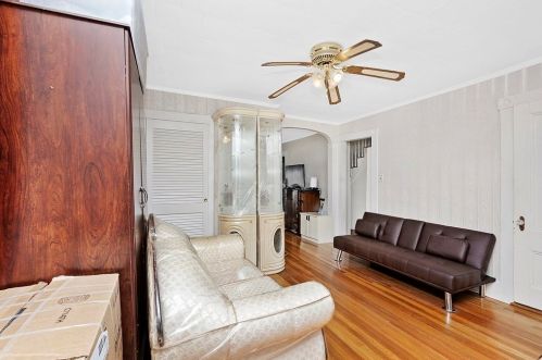 53 Arnold St, Methuen MA  01844-3625 exterior