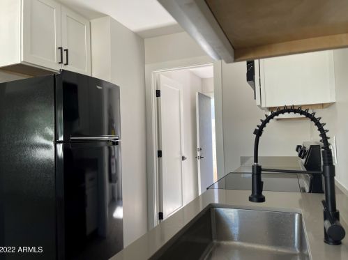 2726 Culver St, Phoenix, AZ 85008-4611