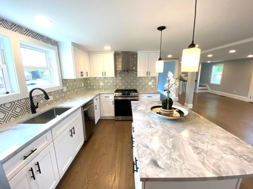 47 Boston Rd, Southborough MA  01772-1617 exterior