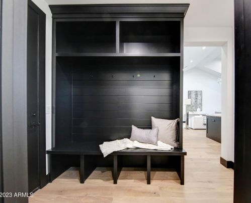 3417 44th Pl, Phoenix AZ 85050-6934 exterior