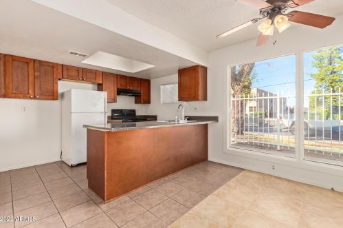 6657 27th Ave, Phoenix AZ  85041-5203 exterior