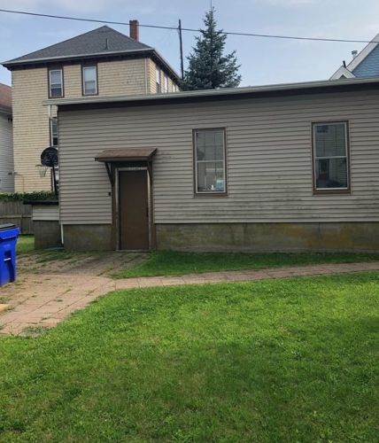 178 Mott St, Fall River MA 02721-2716 exterior