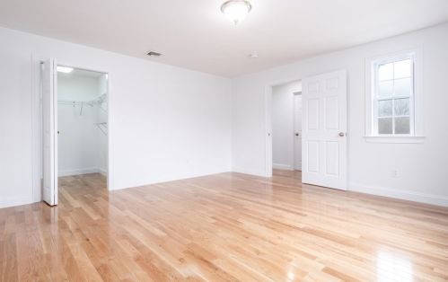 137 Wall St, East Bridgewater MA 02324-1519 exterior