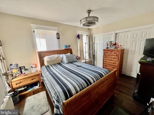 39 Harvard Ave, West Deptford NJ 08093-1808 exterior