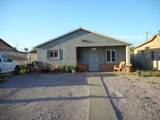 3006 Holly St, Phoenix AZ  85009-2519 exterior