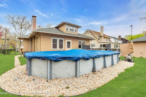 1326 Locust Dr, Tinton Falls NJ 07712-4911 exterior