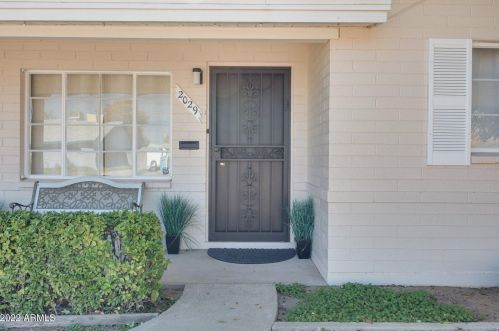 2029 Citrus Way, Phoenix AZ 85015-2075 exterior