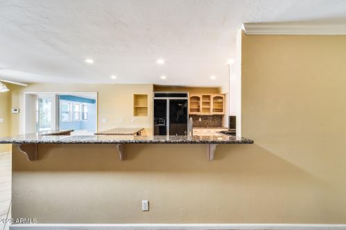 5501 Camelback Rd, Phoenix AZ 85033-1642 exterior