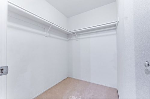 8075 Treeview Ct, Anaheim CA 92808-1552 exterior