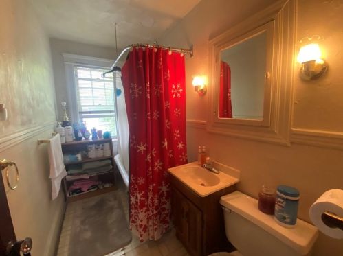 175 Perry Ave, Worcester MA 01610-2049 exterior