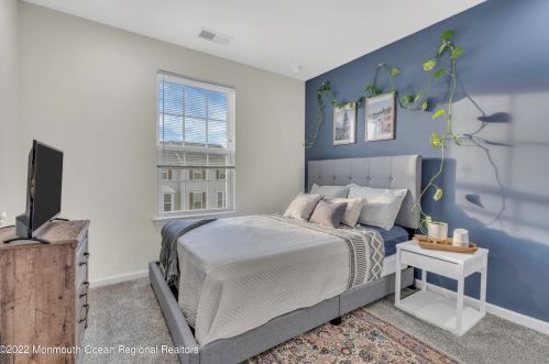 80 Kyle Dr, Tinton Falls NJ 07712-7535 exterior