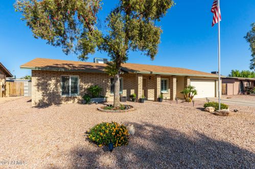 12631 28th St, Phoenix, AZ 85032-6951