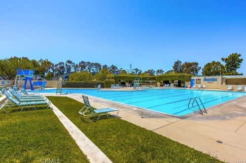 6 Bayfield, Irvine CA 92614-7907 exterior