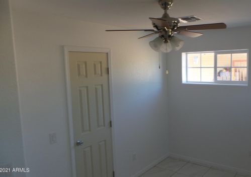 1332 Chambers St, Phoenix AZ 85040-4106 exterior