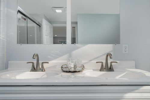 15 Sidney Rd, Harwich MA  02645-1223 exterior