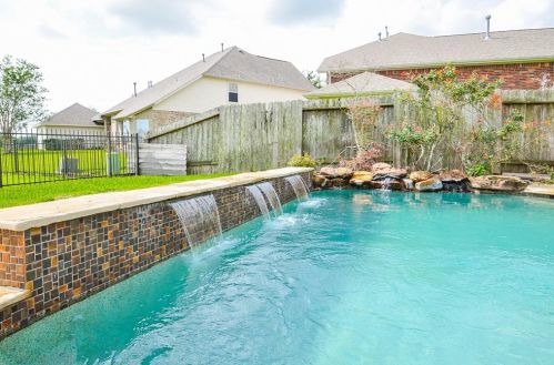 9111 Bonbrook Bnd Ln, Richmond TX 77469-4730 exterior