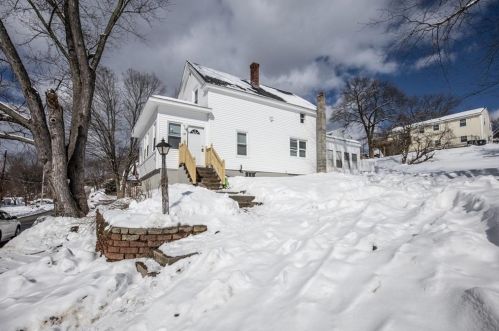 139 Haverhill St, Dracut, MA 01826-5637