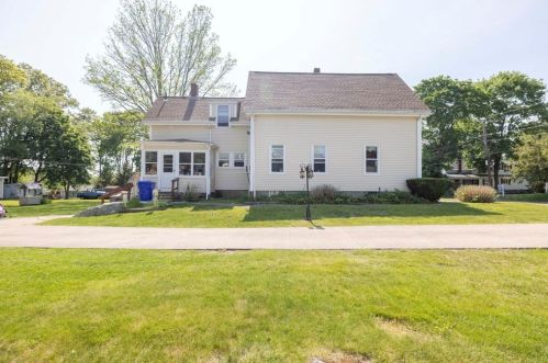 20 St, Taunton MA 02780-4392 exterior