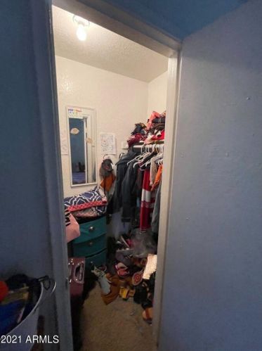 2725 Beck Ln, Phoenix AZ 85032-4255 exterior