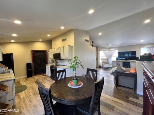 21661 47th Pl, Phoenix AZ  85050-6140 exterior