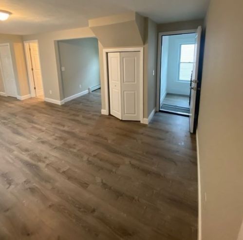 21 Sigel St, Worcester MA 01610-1824 exterior