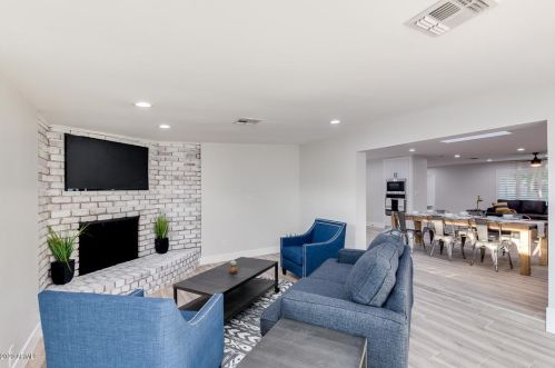 6320 4 Pl, Phoenix AZ 85012-1105 exterior