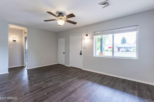 3016 47th St, Phoenix AZ  85018-7747 exterior