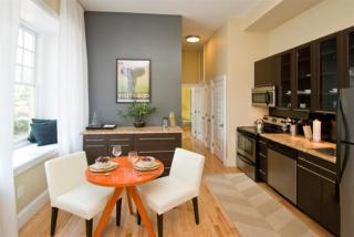 319 Chelten Ave, Philadelphia PA  19144-3841 exterior