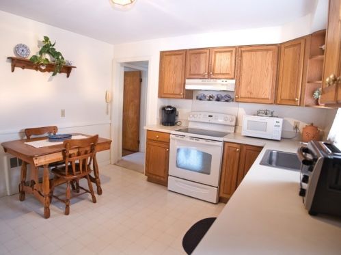 136 Randall St, Worcester MA 01606-2039 exterior