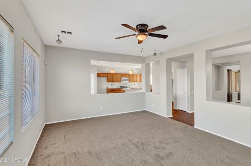 9118 Cypress St, Phoenix AZ 85003-1106 exterior