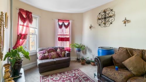 120 Shurtleff St, Chelsea MA 02150-3214 exterior